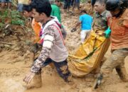 Update: Tujuh Orang Meninggal Dunia Akibat Longsor di Lubuk Alung, Satu Alami Luka Berat