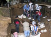 Di sebuah Gua di Maroko, Peneliti Temukan Alat Pembuat Pakaian Manusia sejak 120 Ribu Tahun Lalu