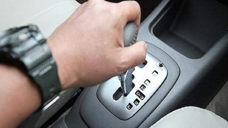 Ilustrasi transmisi mobil matik. (net)