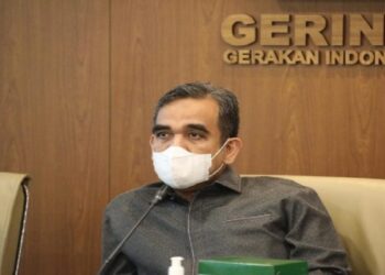 Bantu Masyarakat Tertimpa Bencana, Anggota Fraksi Gerindra Harus Rela Potong Gaji