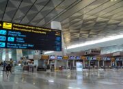 Duh! Di Tengah Ancaman Varian Mu, Pemerintah malah Longgarkan Larangan WNA Masuk Indonesia