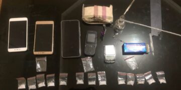 Lima Orang Ditangkap di Bukittinggi Karena Narkoba, 16 Paket Sabu Diamankan Polisi 8 Lima Orang Ditangkap di Bukittinggi Karena Narkoba, 16 Paket Sabu Diamankan Polisi