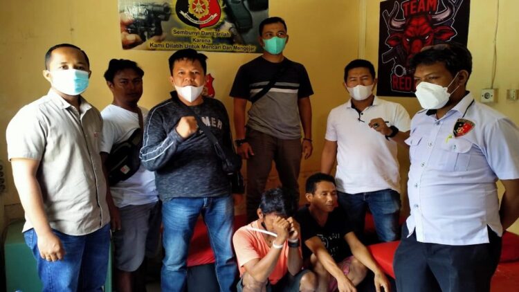 Rekan Iwan Bopeng diciduk polisi.