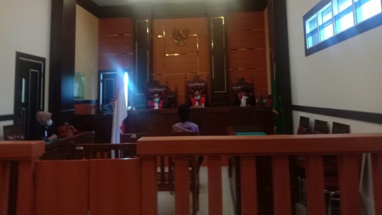 Terdakwa Christian Khaidir, tengah menjalani sidang di Pengadilan Negeri Kelas IA Padang.