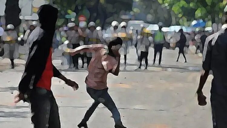 Ilustrasi bentrok. (net)