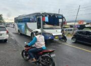 Rem Blong, Bus Tabrak Lima Kendaraan di Padang Lua Bukittinggi