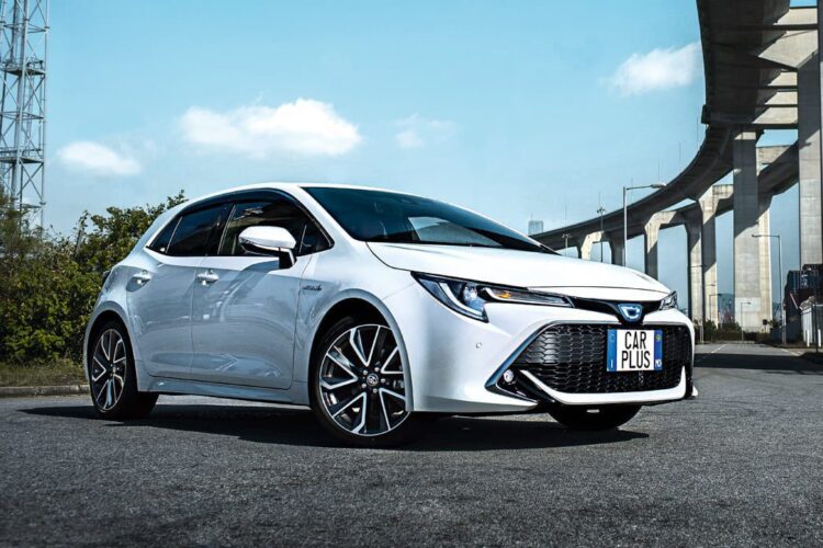 Toyota Corola Sport.