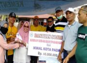 IKWAL Kota Padang Bantu Rp10 Juta untuk Korban Kebakaran Pasar Kambang Pessel