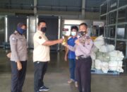 Terus Ingatkan Prokes, Polsek BIM Bagi-bagi Hand Sanitizer