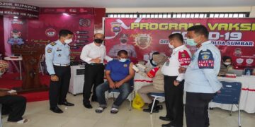 96 Persen Warga Binaan Rutan Kelas IIB Padang Sudah Divaksin 8 96 Persen Warga Binaan Rutan Kelas IIB Padang Sudah Divaksin