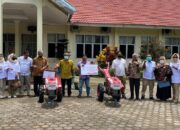 Andre Rosiade Serahkan 5 Traktor Tangan untuk Kelompok Tani di Sumbar