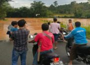 Hujan Lebat, Picu Longsor dan Banjir Rendam 10 Desa di Bengkulu Tengah