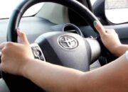 Mobil Menerjang Banjir Amankah untuk Power Steering? Begini Penjelasan Ahli