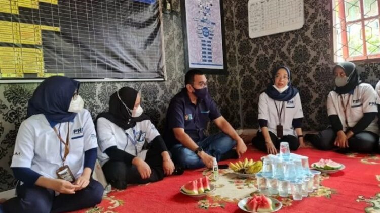 Melalui Staf Khususnya, Erick Thohir Dorong Ibu-ibu di Padang Terampil 1 Staf khusus Menteri BUMN, Arya Sinulingga datang ke Padang. (ist)