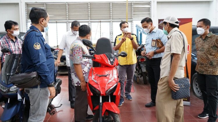 Tim KSP berkunjung ke BLK Padang.