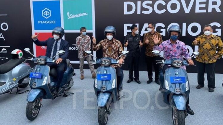 Menperin Dorong Piaggio Indonesia Kembangkan Elektrifikasi Sepeda Motor 1 Pabrik Piaggio Indonesia bakal memproduksi Vespa. (net)