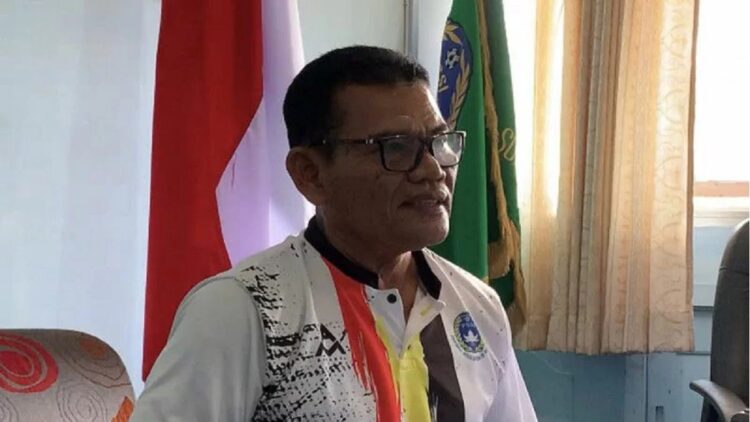 Exco PSSI Sumbar 2021-2025 akan Ditentukan 54 Suara dari 19 Kabupaten/Kota 1 Ketua Panitia Pemilihan Ketua dan Exco PSSI Sumbar, Yulius Dede. (Antarasumbar/Mario Sofia Nasution)