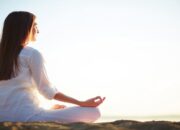 Meditasi Sebelum Tidur Bisa Tingkatkan Kualitas Istirahat Malam