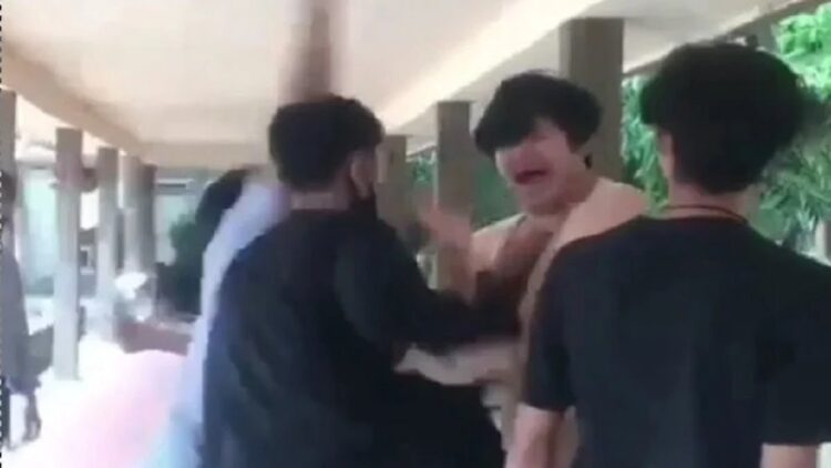 Mahasiswa di salah satu perguruan tinggi ini dikeroyok seniornya, viral. (Instagram/lintas.patroli)