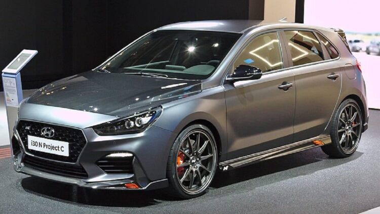 Banyak Menyalip Rider di Sirkuit Mandalika, Pembalap Alvaro Bautista Dapat Hadiah Mobil dari Hyundai 1 Hyundai i30 N Project C. (net)