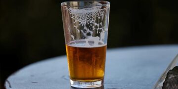 Hentikan Mobil Selundupkan 2.760 Botol Miras di Papua, TNI Temukan Dua Anggota Polri di Dalamnya