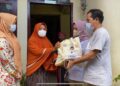 Andre Rosiade Bantu Modal untuk Penjual Sambal Harian di Ampang Padang