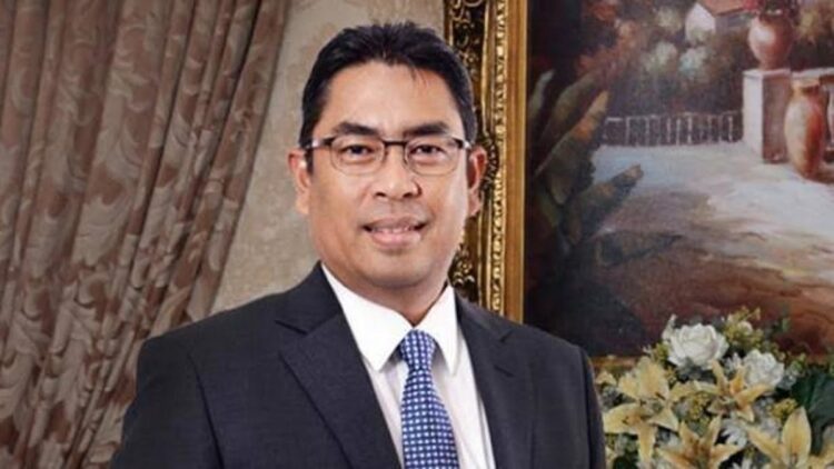 Dirut PT Semen Padang, Yosfiandri.