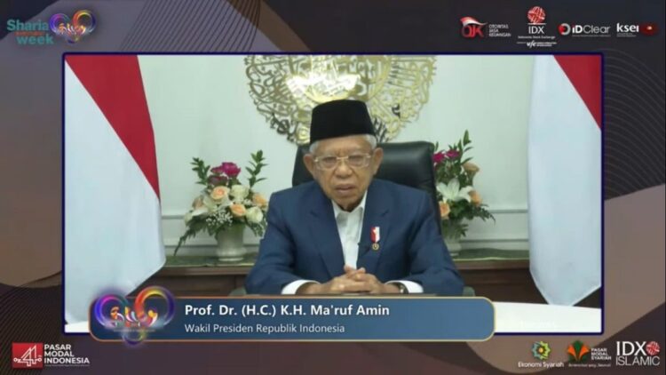Wakil Presiden Ma'ruf Amin menyampaikan pidato di pembukaan Sharia Investment Week Tahun 2021 secara virtual dari Jakarta, Kamis (11/11/2021).
