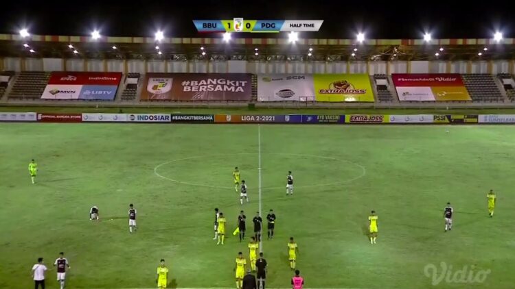 Muba Babel vs Semen Padang FC babak pertama. (tangkapan layar)