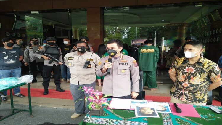 Pelaku Perampokan di Padang yang Menewaskan Bos Elpiji Terancam Hukuman Mati 1 Kapolresta Padang Kombes Pol Imran Amir menyampaikan perkembangan kasus perampokan bos elpiji di Kuranji, Padang. (IST)