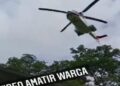 Baling-baling Heli Presiden bikin Dahan Pohon Patah, Timpa Kios dan Warga di Lebak 6 Baling-baling Heli Presiden bikin Dahan Pohon Patah, Timpa Kios dan Warga di Lebak