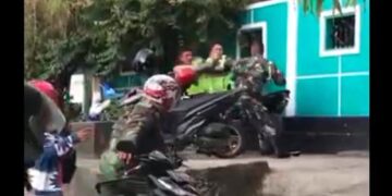Tak Terima Saudaranya Ditilang, Oknum TNI di Ambon Adu Jotos dengan 2 Polantas