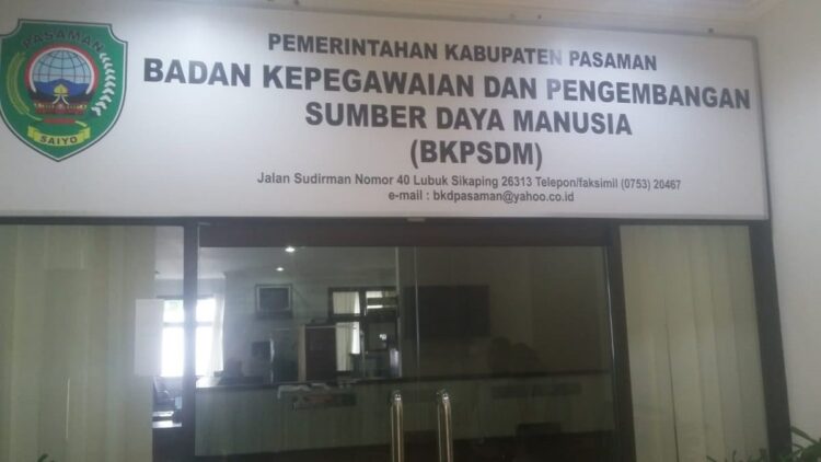 Uji kompetensi pejabat di Pasaman.