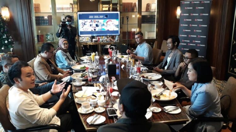 Dari 'Breakfast with Resso' seri ke-4, Harapkan lebih Banyak Event Musik Luring Digelar Tahun Depan 1 Diskusi 'Breakfast with Resso' yang diselenggarakan secara hibrida pada pertengahan bulan Desember mengangkat topik "Industri Musik Indonesia 2022: Ayo Hadapi Tantangan dan Raih Peluang-peluang di Era Hibrida". (IST)