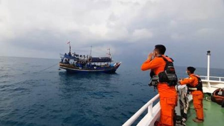 Basarnas Evakuasi Kapal Usai Dihantam Badai di Laut Mentawai 1 Ilustrasi pencarian kapal. (net)