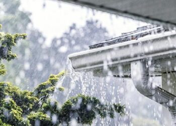 BMKG: Indonesia Masuki Puncak Musim Hujan, Waspadai Banjir dan Longsor 6 Ilustrasi hujan lebat. (net)