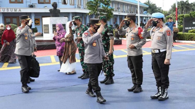 Kapolri Jenderal Listyo Sigit Prabowo bakal meninjau langsung masyarakat yang menjadi korban erupsi Gunung Semeru, Jawa Timur.