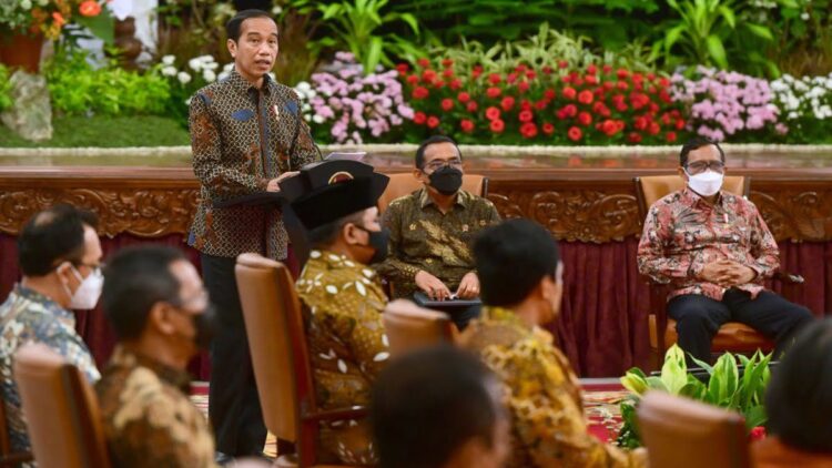 Presiden Jokowi Tegaskan Komitmen Pemerintah dalam Penuntasan Pelanggaran HAM Berat 1 Sambutan Presiden Jokowi pada Peringatan Hari HAM Sedunia Tahun 2021, di Istana Negara, Jakarta, Jumat (10/12/2021). (Foto: BPMI Setpres/Muchlis Jr)