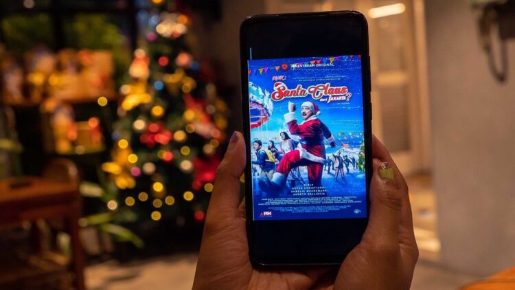 Santa Claus dari Jakarta MAXstream.