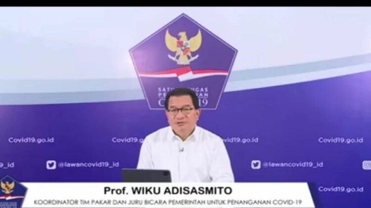 Pemerintah: Pemberian Vaksin Dosis Ketiga untuk Cegah Varian Omicron Diukur dari Tingkat Imunitas 1 Tangkapan layar Juru Bicara Satgas Penanganan COVID-19 Wiku Adisasmito saat menyampaikan keterangan pers Perkembangan Penanganan COVID-19 di Indonesia yang diikuti dari YouTube BNPB di Jakarta, Selasa (30/11/2021). (ANTARA/Andi Firdaus)