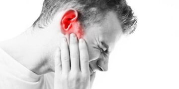 Telinga Anda Berdenging Tiba-Tiba? Ini Penjelasan Medisnya