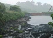 Hasil Verifikasi Ungkap Sungai Batang Jujuhan Solsel Tercemar akibat Kolam IPAL PT KSI Jebol