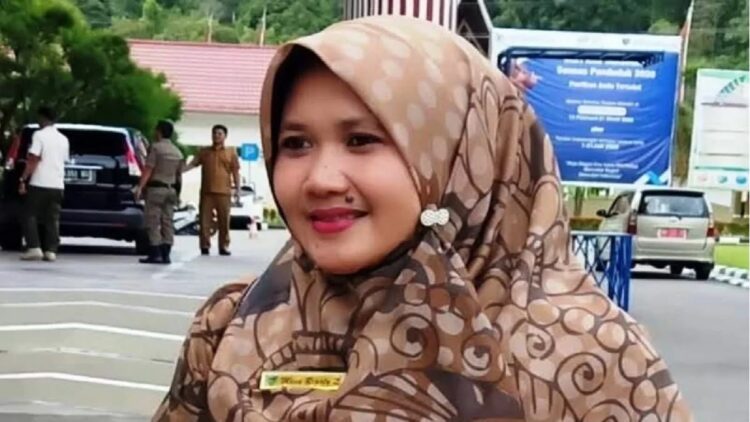 Kepala Dinas Perdagangan dan Transmigrasi Kabupaten Pesisir Selatan, Mimi Rianti Zainul. (ANTARA/HO-Humas Pesisir Selatan)