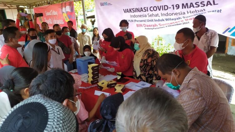 Vaksinasi di Polsek BIM.