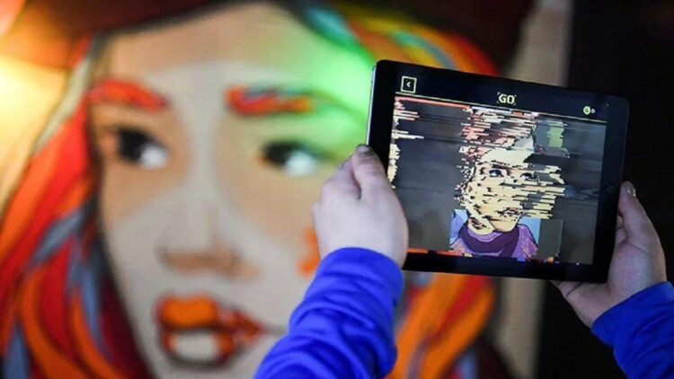 Swafoto KTP jadi NFT, Berbahaya bagi Keamanan Digital Anda 1 Salah satu konten NFT berjudul "GAME OVER" yang dibuat Die Dixons (aka XI DE SIGN) di Berlin, Jerman. ANTARA/REUTERS/Annegret Hilse/aa. (REUTERS/ANNEGRET HILSE)