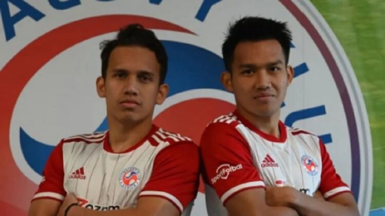 Egy Maulana Vikri dan Witan Sulaeman kini menjadi rekan satu tim di FK Senica. (Instagram/@fk_senica)