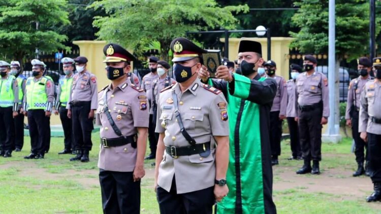 Wah! Polisi yang Menangkap Izet Si Pemalak Kini Jadi Kapolsek 1 AKP Gusdi dilantik jadi Kapolsek Padang Barat.