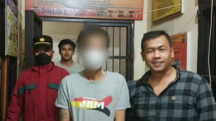 Buron, Pelaku Pelecehan Anak Bawah Umur di Kabupaten Solok Ditangkap di Agam 1 Polres Solok Arosuka tangkap pelaku pelecahan anak di bawah umur (ANTARA/HO-Polres Solok)