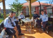 Enam Bulan Dipenjara, Izet Akhirnya Bebas