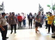 Tinjau Pelabuhan Benoa, Kapolri Minta Proses Prokes hingga Karantina PPLN Diperketat